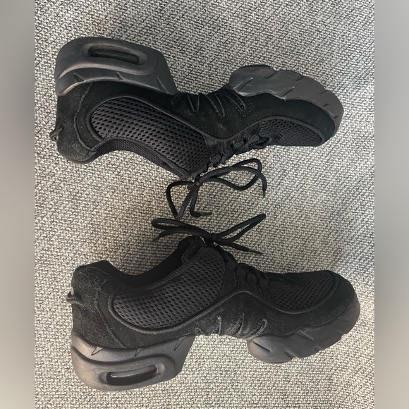 Bloch Black Athletic Shoes with Streamlined Design - Picture 9 of 10